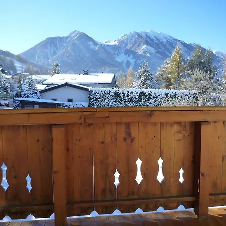 Bergkristall アパート